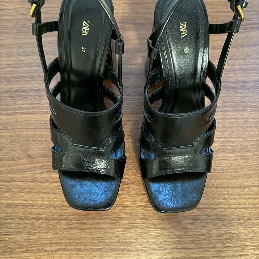 Zara Black Platform Strappy Sandals
